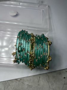 Viral  glass bangles