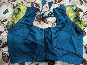 Elegant Blue &amp; Gold Saree