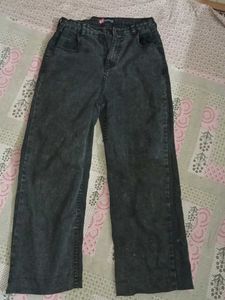 Stylish Washed Denim Wide-Leg Jeans