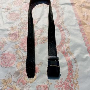 Black Formal Belt with Metal Buckle