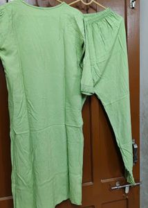 Light Green Kurta Set with Embellishments