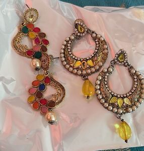 Ethnic Earrings Set