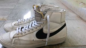 Nike Blazer Mid '77 Vintage customised