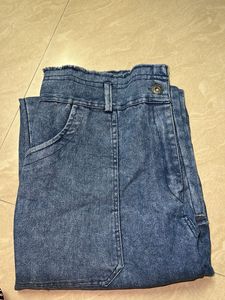 Wide Leg Denim Jeans with torn style borders