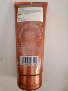 Avon Attraction Rush Hair N Body wash for Him 200ml Net