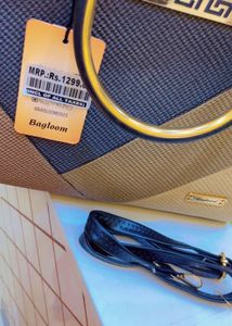 Stylish Geometric Pattern Handbag