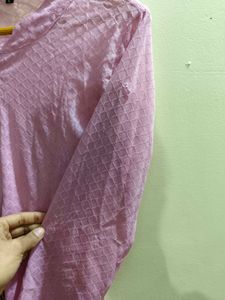Elegant Pink Kurta with Zipper Detail