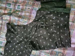Stylish Dark Patterned Blouse