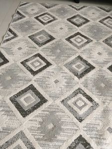 Geometric Patterned Area Rug