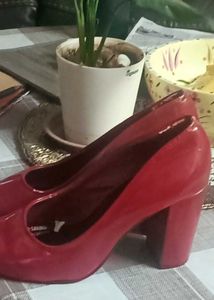 Chic Red Patent Block Heels