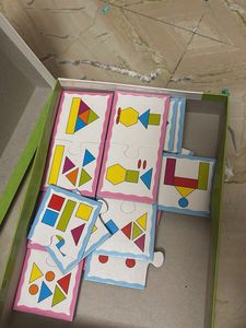 Ratna's Match the Shapes Puzzle