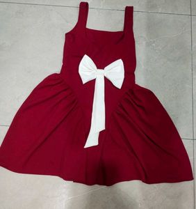 Chic Red Square Neck Dress