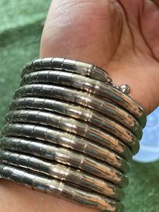 sprial silver bangle