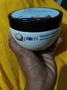 Plum hair mask