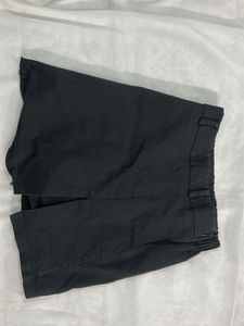 black skort/ skirt