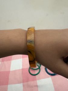 Vintage Resin &amp; Acrylic Bangles Set
