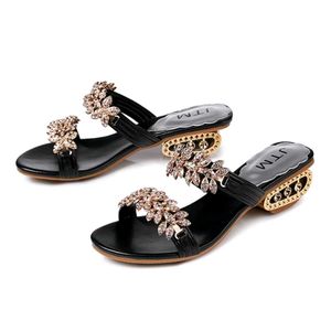 Rhinestone Low Heel Sandals😻