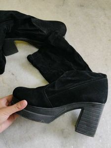 Black Chunky Platform Boots