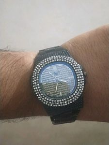 partywear ful black diamond studded Analog watch