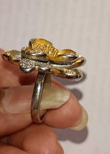 silver  925 Flower Ring with Crystals