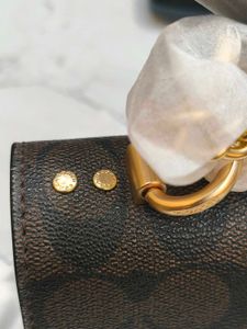 Coach Signature Coffee Brown 🤎