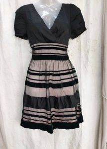 4208. Elegant Black &amp; Pink Striped Dress