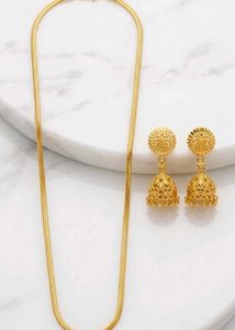 Chain with earings