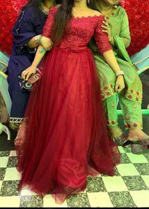 RED LACE GOWN