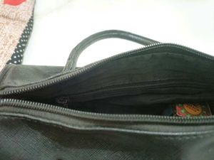 Chic Black Handbag