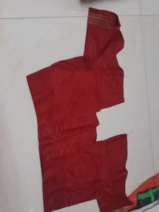 Good Condition Saree With Blouse
