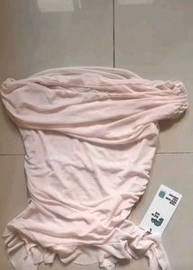 Newme Off-Shoulder Ruffle Top