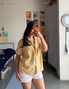 gingham square Yellow shirt