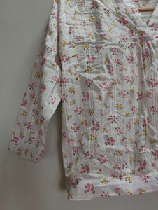 White Floral Print V-Neck Top