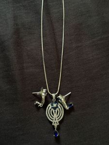 Elegant Blue Stone Pendant Necklace