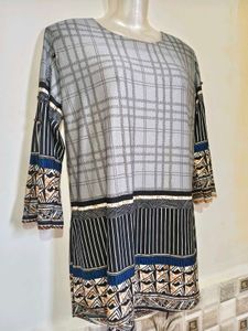Stylish Checked Top with Unique Sleeve Design