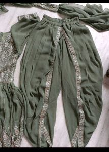 Green Aliya cut Kurta with tulip dupatta set