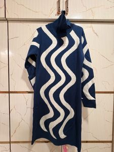 Abstract Printed Acrylic Sweater Dr