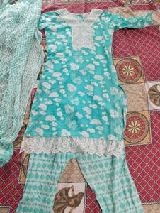 Teal Floral Kurta Set with Dupatta medium in seize