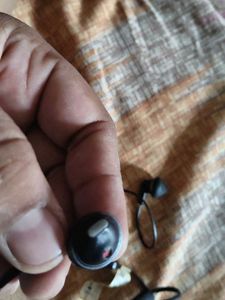JBL TUNE 215BT Bluetooth Steroe earphones