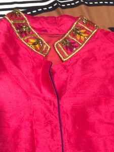 Price Drop😍Heavy Embroidery Kurti🩷🤍
