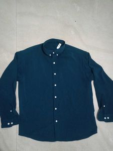 Men's Classic Button-Down Shirt