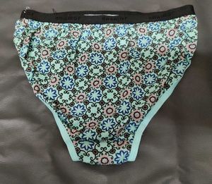 Comfortable Floral Briefs