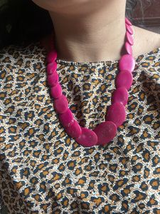 Dark Pin Neclace