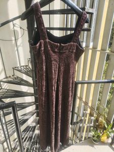 Elegant Brown Lace Midi Dress