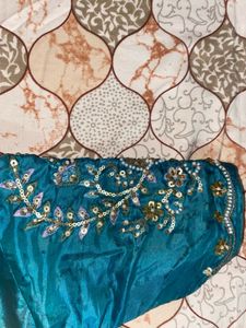 Stunning Ombre Saree with Gold Accents