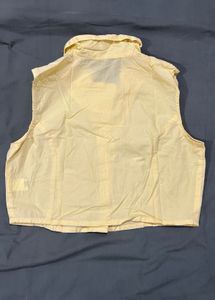 Westside Sleeveless Collared Crop Shirt
