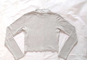 Ribbed Mock Neck Cropped Top