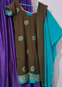 kurti with double color long duppata