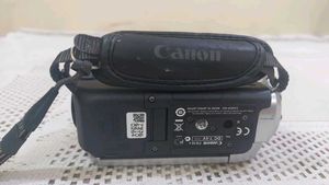 CANON  FS10 CAMCORDER