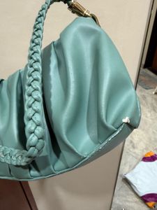 Chic Mint Ruched Shoulder Bag